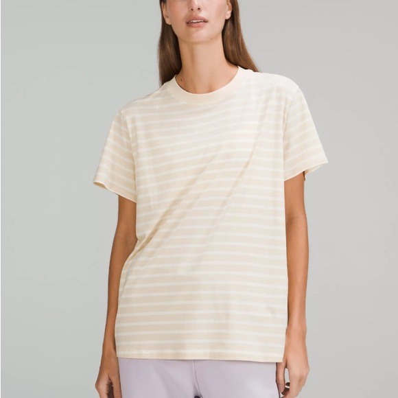 LULULEMON All Yours Tee Beige White Stripe size 2 - Picture 1 of 4